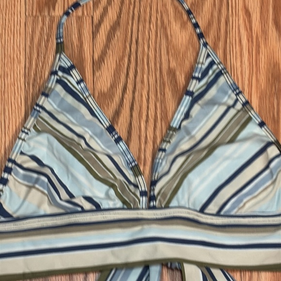 LEI Triangle Striped Bikini Top, Small - Picture 2 of 5